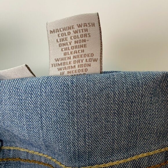 Kim Rogers Women’s Capri Jeans Size 12 Blue Denim Medium Wash Embroidered Pocket - Picture 12 of 14